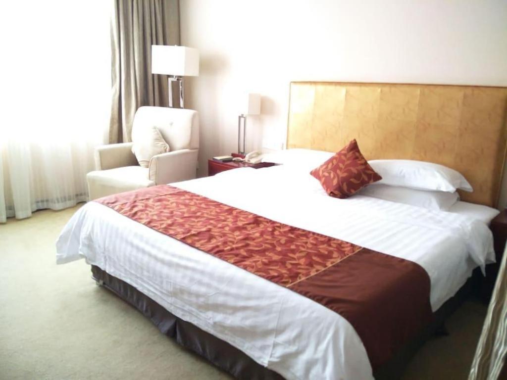 Maison New Century Hotel נינגבו מראה חיצוני תמונה