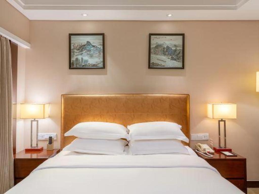 Maison New Century Hotel נינגבו מראה חיצוני תמונה
