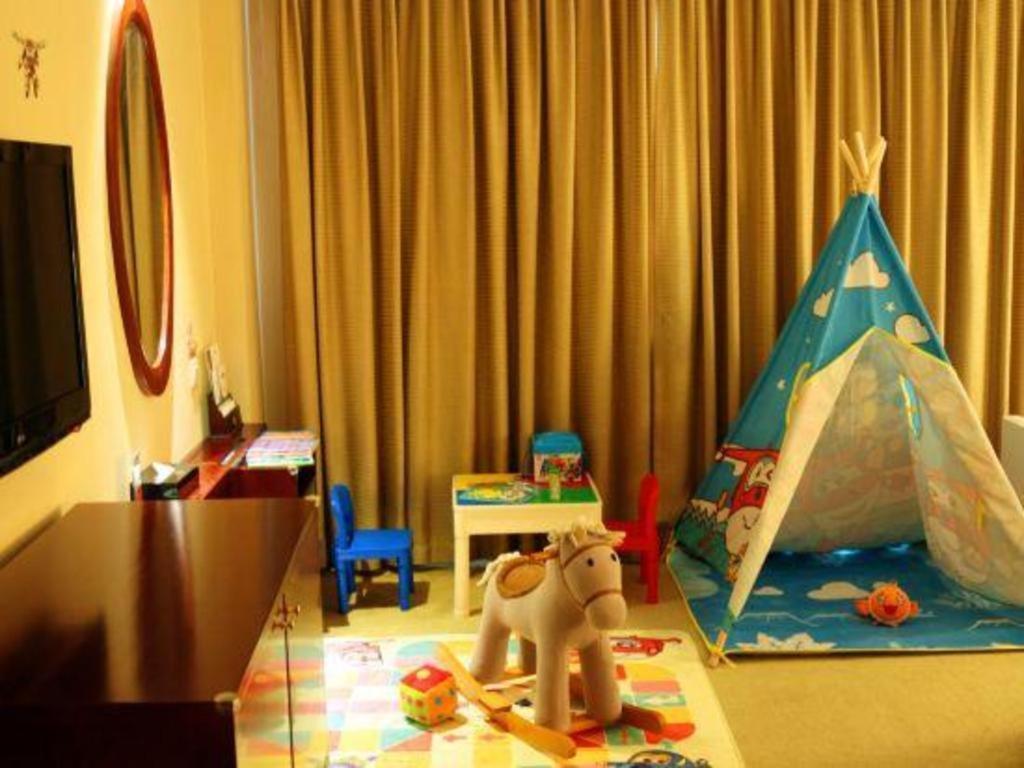 Maison New Century Hotel נינגבו מראה חיצוני תמונה