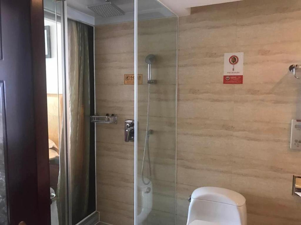 Maison New Century Hotel נינגבו מראה חיצוני תמונה
